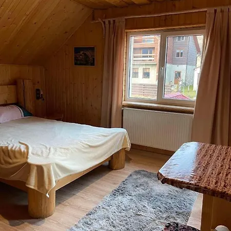 Sunny House Pilipets