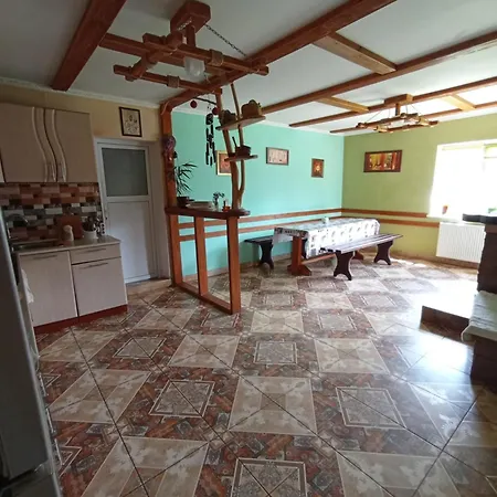 Sunny House Пилипець