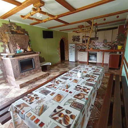 Sunny House * Pilipets