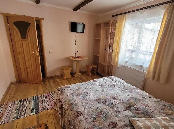 Πανσιόν Sunny House *