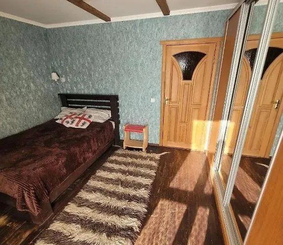 Sunny House Pilipets