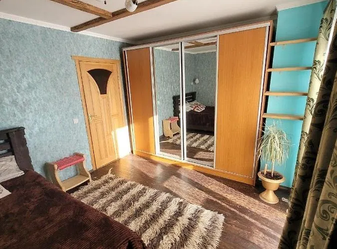 Sunny House * Pilipets