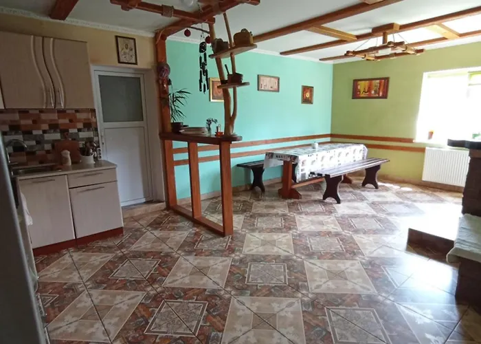 Sunny House Pilipets